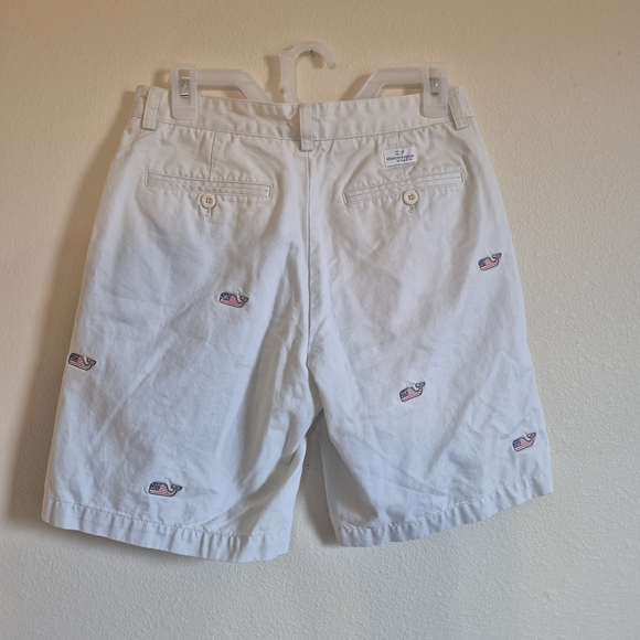 Vineyard Vines White Shorts with Flag Embroidery - Picture 2 of 5